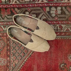 Tom’s Women’s Shoes